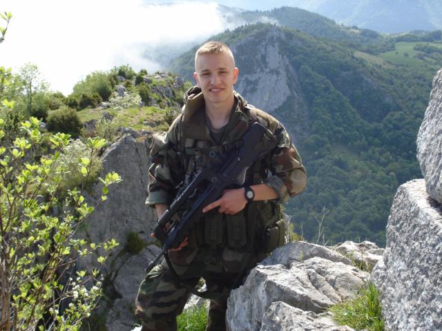 Le caporal Julien Le Pahun. Engagé dans l’armée française à 18 ans, il est tué au combat en Afghanistan le 18 août 2008, deux jours avant son vingtième anniversaire.